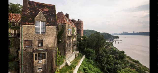 Anthony van Corlear’s Crossing of the Spuyten Duyvil